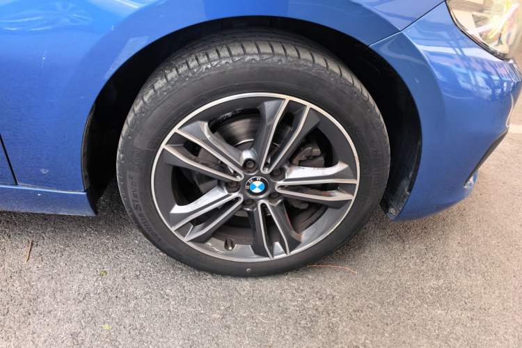 Used BMW 1 Series 2019 118i Fashion Model Right Front Wheel Hub