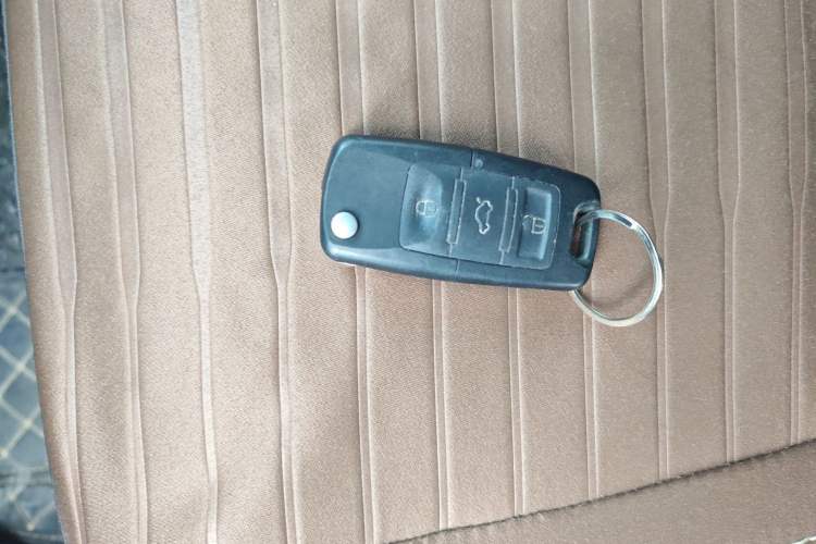 Used Suzuki SX4 2013 1.6L Automatic CoolRide Model Vehicle Key