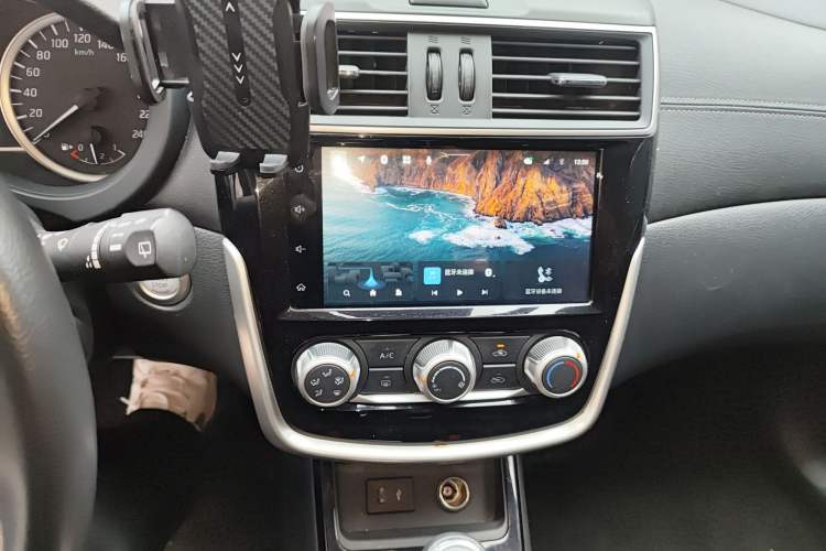 Used Nissan Tiida 2021 1.6L CVT Smart Drive Edition
