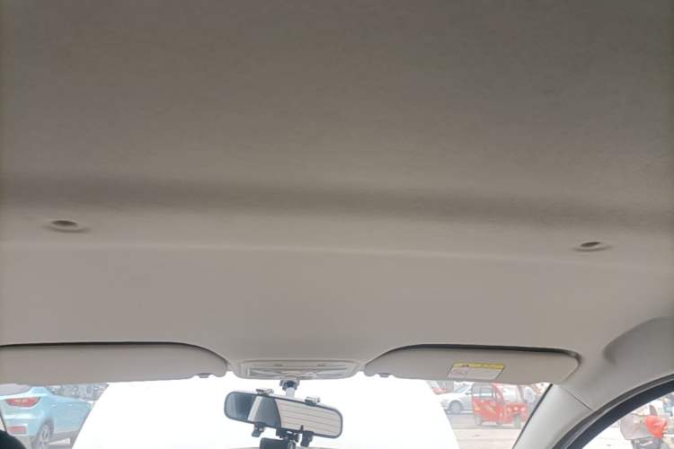 Used JAC Yiwei E10X 2024 Charming Edition 301km Lite