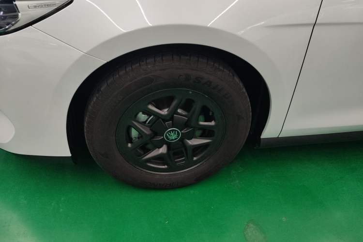 Used BYD Qin PLUS 2025 DM-i Smart Drive 55KM Leading Model