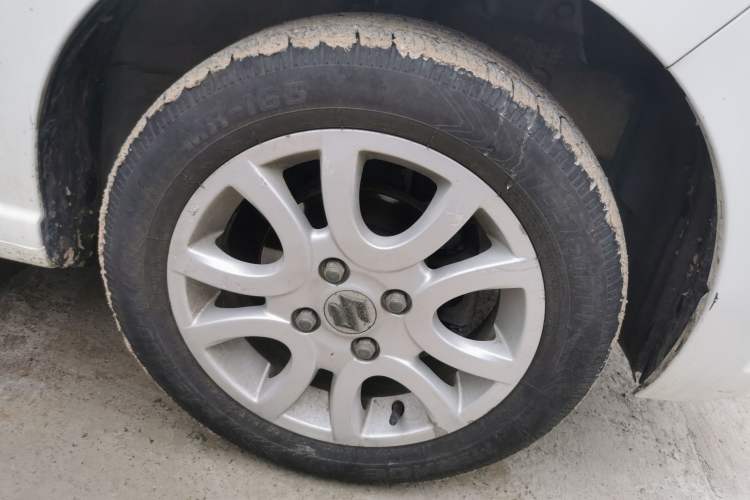 Used Suzuki Alto 2013 Revised Version 1.0L Manual Comfort Edition
