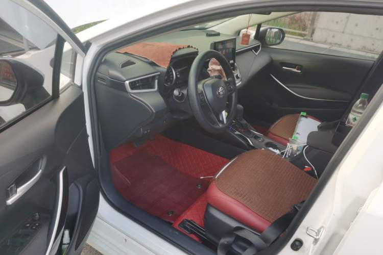 Used Toyota Corolla 2022 Dual-Motor 1.8L E-CVT Pioneer Edition
