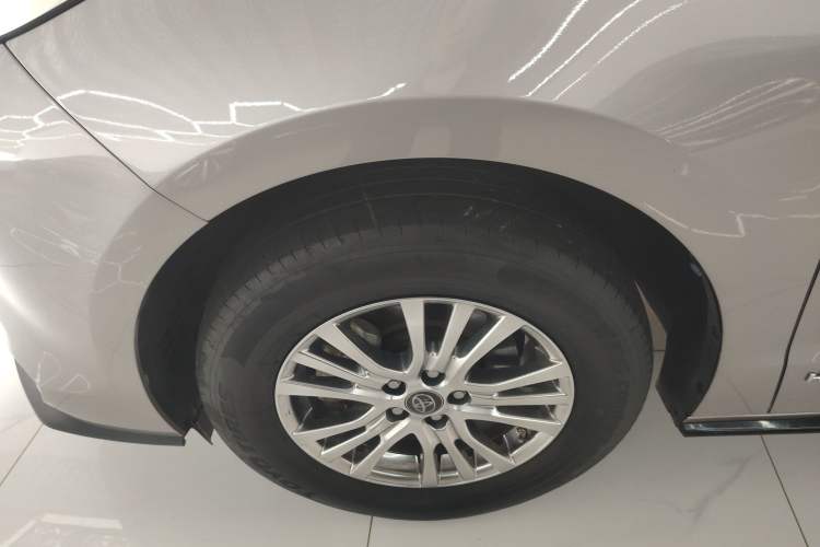 Used Toyota Sienna 2021 2.5L Hybrid Premium Edition
