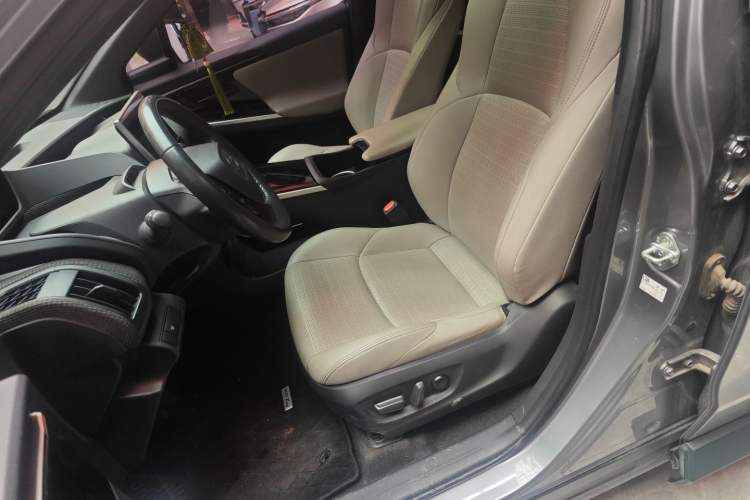 Used Toyota FAW bZ4X 2022 Two-Wheel Drive Long-Range PRO Version
