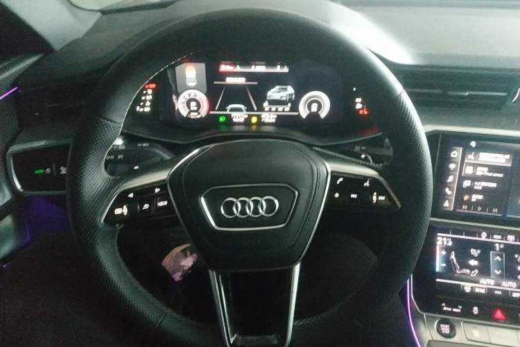 Used Audi A6L 2023 Revised 40 TFSI Luxury Dynamic Edition Steering Wheel