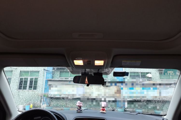 Used Mazda CX-5 2015 2.0L Automatic Two-Wheel Drive Urban Version
