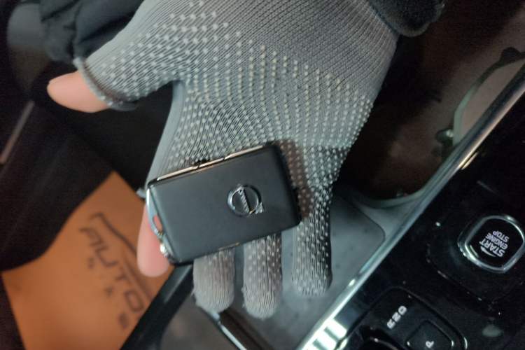 Used Volvo S60 2025 B5 Zhiya Sport Edition
