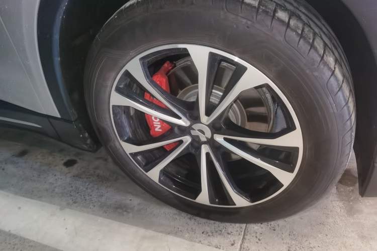 Used Nio EC6 2024 75 kWh
