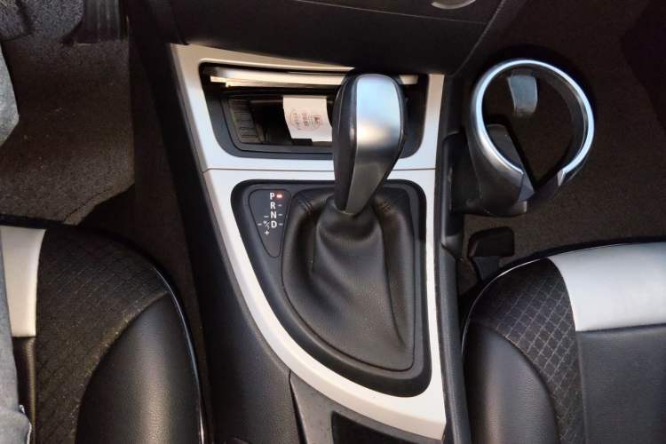 Used BMW 1 Series 2008 120i automatic transmission
