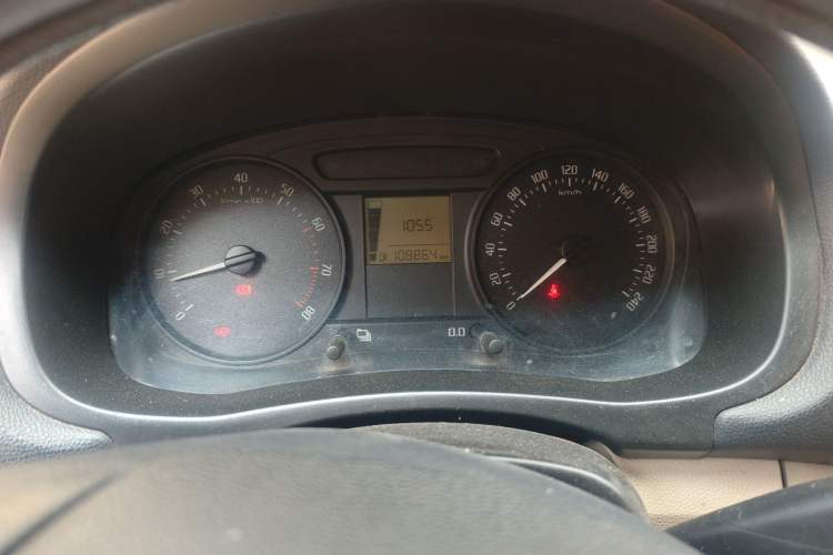 Used Skoda Fabia 2012 1.4L Manual Crystal Edition
