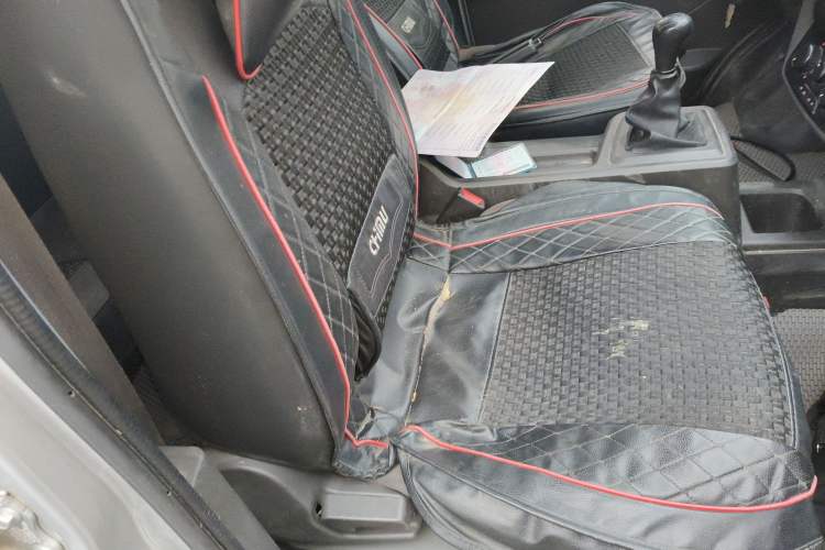 Used Wuling Rongguang New Truck 2019 1.5L Double-Cab China VI L3C
