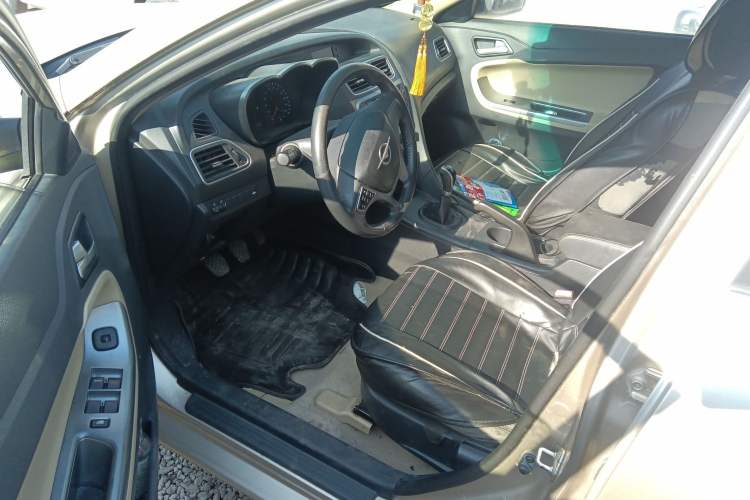 Used Haima Fumei 2014 M5 1.6L Manual Elite Model