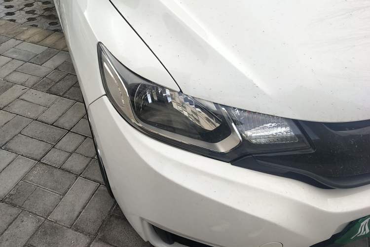 Used Honda Fit 2014 1.5L LX CVT Comfort Model Right Front Headlight