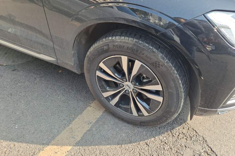 Used Volvo XC60 2025 B5 4x4 Smart Luxury Edition
