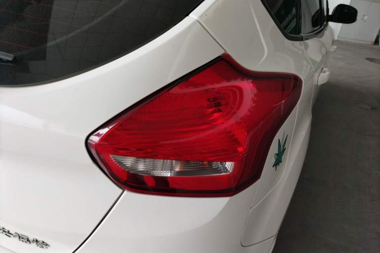 Used Ford Focus 2018 Hatchback Classic 1.6L Automatic Comfort Plus SmartDrive Edition