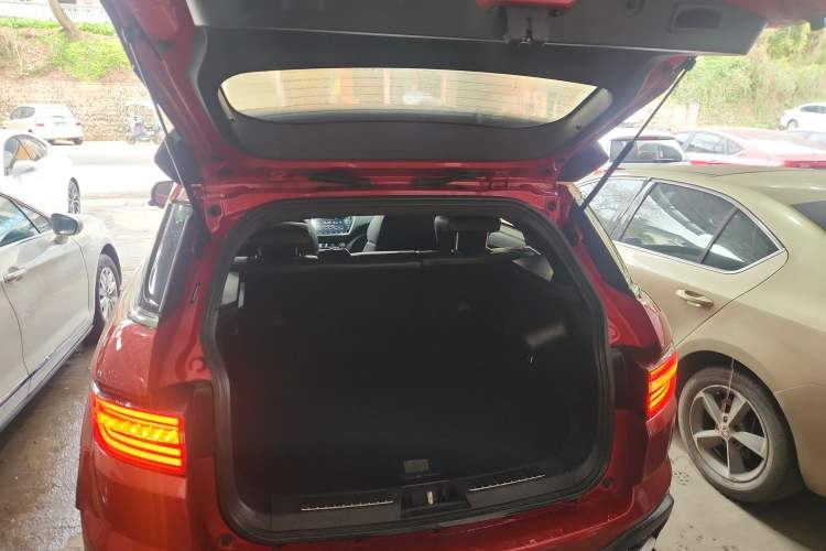 Used Land X7 2018 Geely Jingyue 1.5T Panoramic Luxury Model
