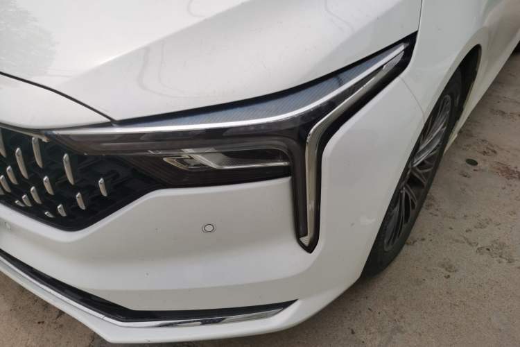 Used Bestune B70 2022 Third Generation 1.5T Automatic Premium Edition Left Front Headlight