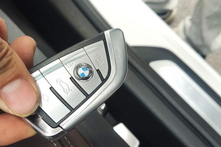 Used BMW 5 Series 2022 Second Facelift 530Li Luxury Version M Sport Package
