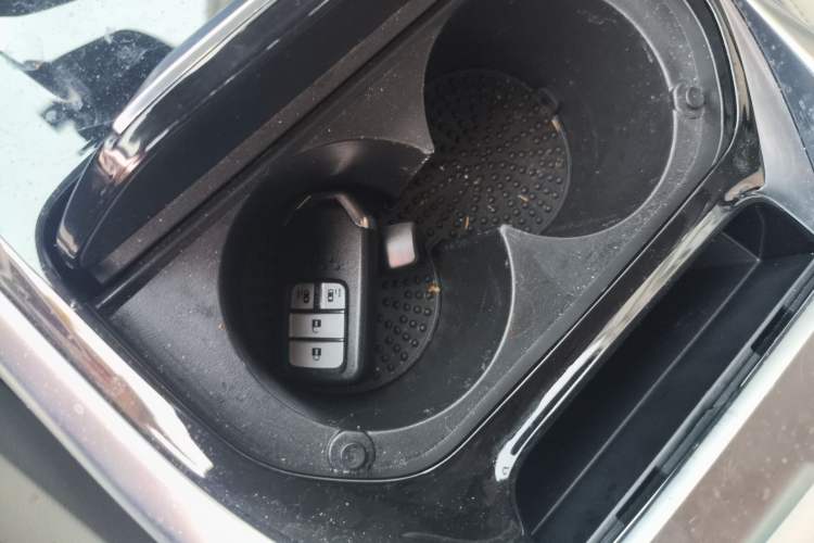 Used SAIC MAXUS G20 2020 2.0T Gasoline Automatic ZhiZun Edition Vehicle Key