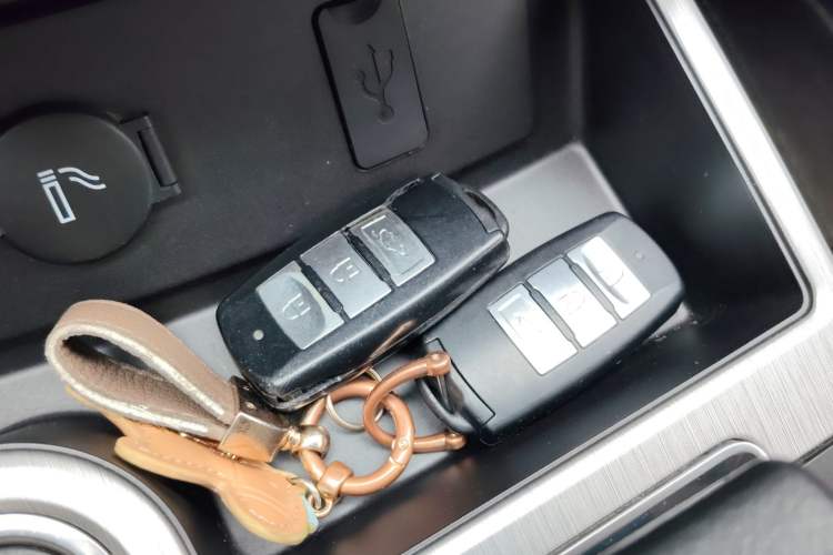 Used FORTHING Joyear X5 2017 Jingxiang Series 1.5T CVT Luxury Model