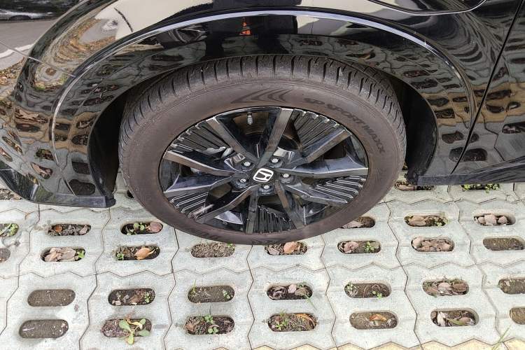 Used Honda e:NP2 2024 Advanced Edition Left Front Wheel Hub