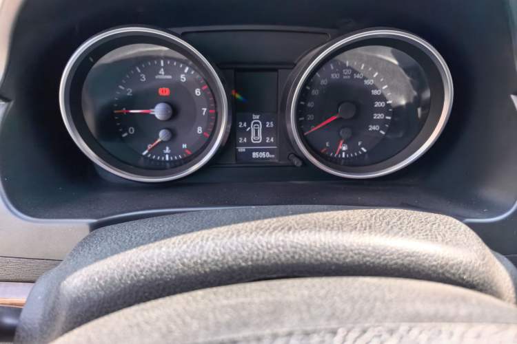 Used Haval H6 2015 Revised Version Sport Edition 1.5T Manual Transmission Two-Wheel Drive Elite Grade