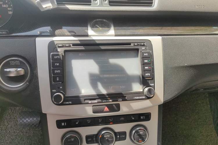 Used Volkswagen Magotan 2013 1.8TSI Luxury Model