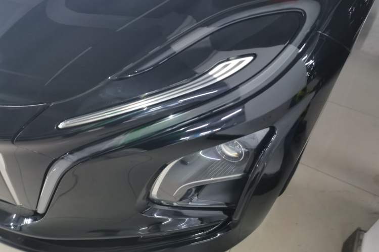 Used Hongqi E-QM5 2023 Base Travel Edition
