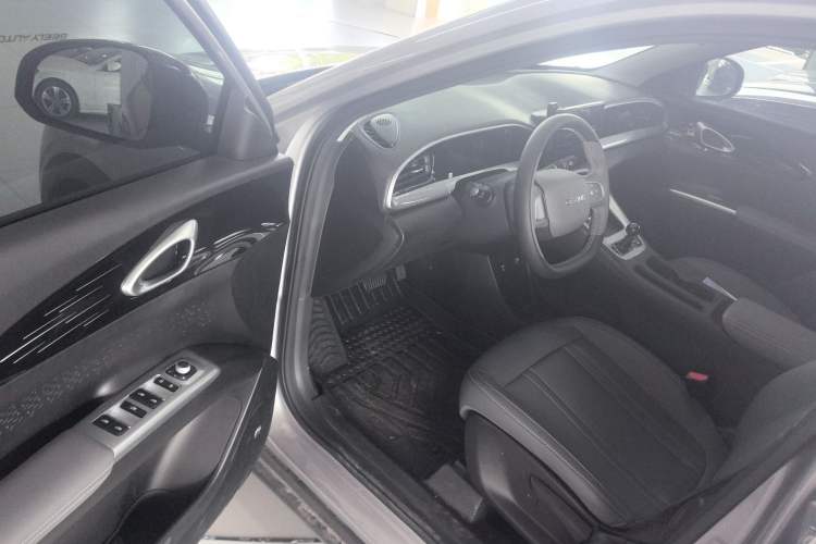 Used Geely Galaxy Geome 2025 310km Youth Edition
