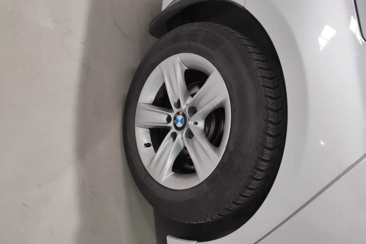 Used BMW 3 Series 2016 316Li Fashion Model
