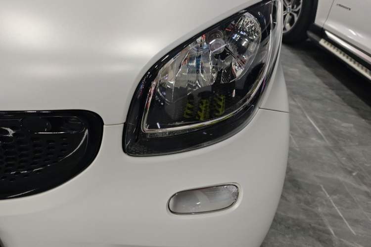 Used smart fortwo 2018 1.0L 52kW Hardtop Passion Edition China V Standard