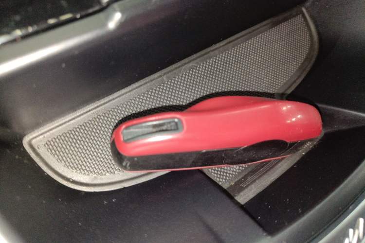 Used Porsche Macan 2022 Macan 2.0T Vehicle Key