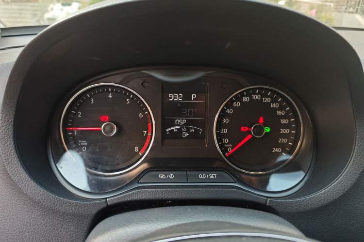 Used Volkswagen Polo 2016 1.6L Automatic Comfort Model Instrument Cluster