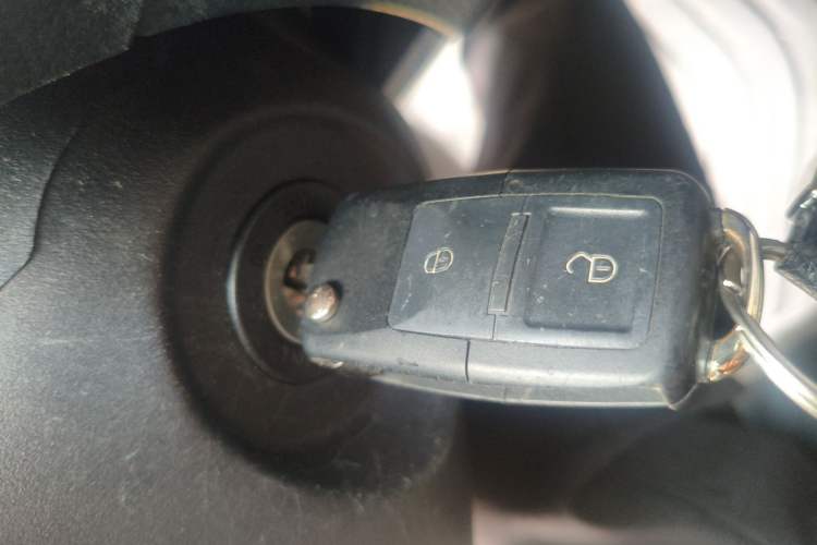 Used Toyota YARiS L Zhi Xuan 2022 X-Trail 1.5L CVT Leading PLUS Edition Vehicle Key