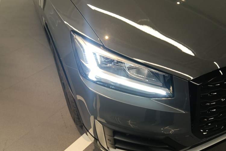 Used Audi Q2L 2020 35 TFSI Ambition Dynamic Edition Right Front Headlight