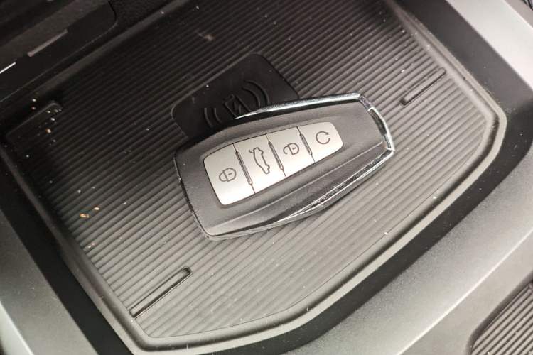 Used Geely Auto Haoyue L 2024 2.0T DCT Flagship Version Vehicle Key