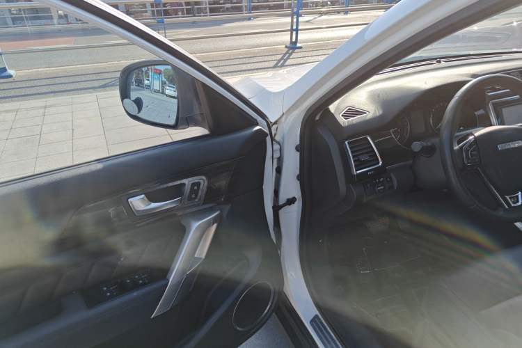 Used Haval H2 2016 Red-Label 1.5T Automatic Two-Wheel Drive Luxury Model