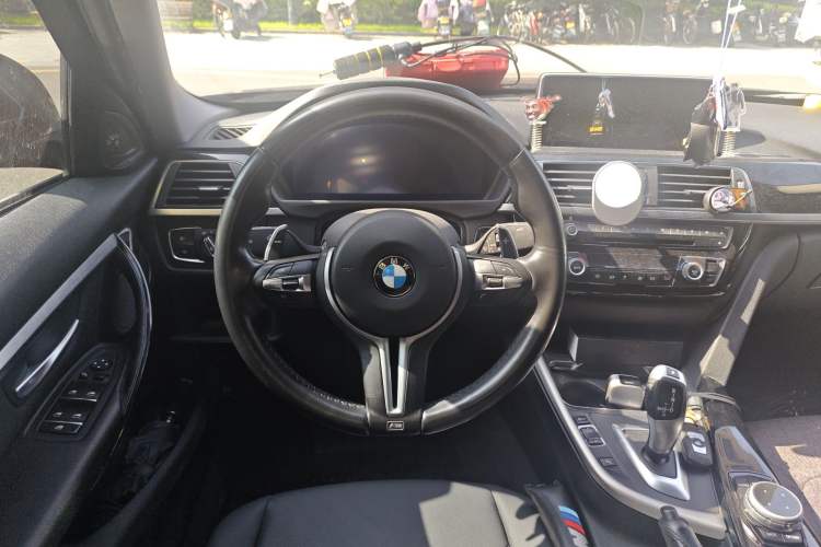 Used BMW 3 Series 2017 320Li Fashion Model
