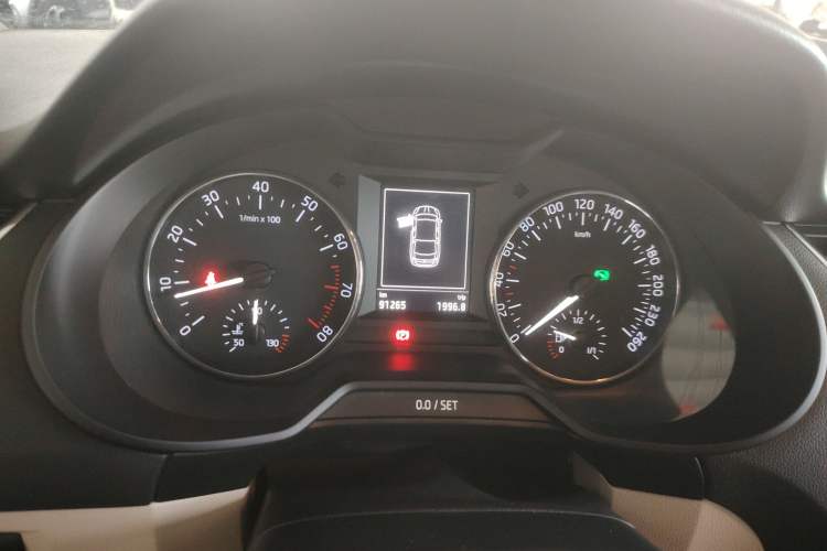 Used Skoda Octavia 2017 1.6L Automatic Smart Drive Edition Instrument Cluster