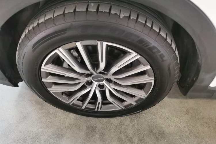 Used JETOUR X70 PLUS 2024 Champion Edition 1.5T DCT Champion MAX+ 7-Seater Exterior 4