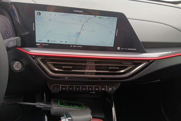 Used CHANGAN OSHAN X5 2021 1.5T DCT Flagship Edition Audio And AC Panel