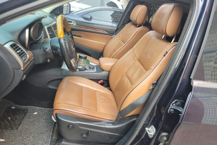 Used Jeep Grand Cherokee 2011 5.7L Flagship Navigation Edition