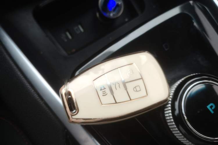 Used BAIC Beijing EU5 2018 R500 Smart Wind Edition