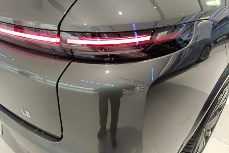 Used Li Auto L8 2025 Ultra Smart Refreshed Edition