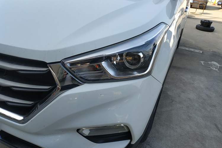 Used Hyundai ix25 2017 1.4T Automatic Smart Version
