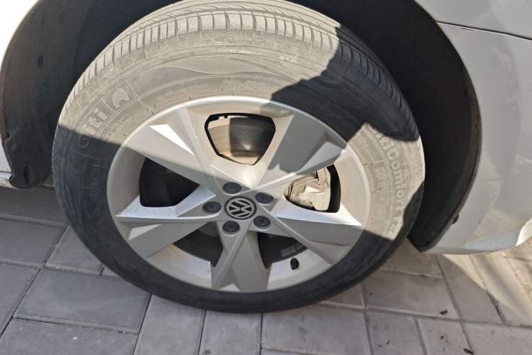 Used Volkswagen Bora 2015 Value Edition 1.6L Automatic Comfort Version