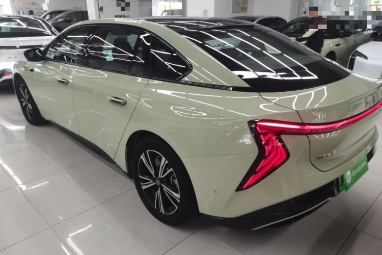 Used Hongqi EH7 2024 690 Pro Rear Left 45 Deg