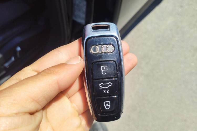 Used Audi A6L 2024 40 TFSI Luxury Dynamic Edition Vehicle Key