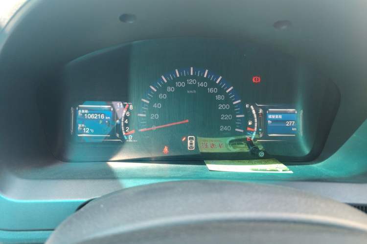 Used BYD G6 2012 1.5TID Automatic Prestige Edition Instrument Cluster